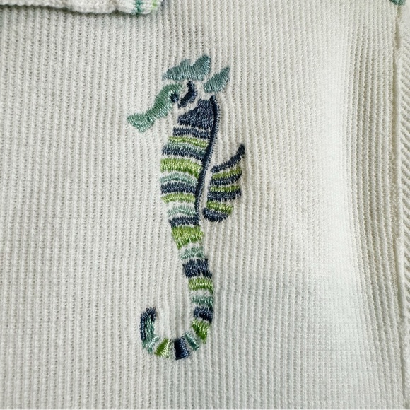 Vintage Alfred Dunner Nautical Tropical Hibiscus Fish Seahorse Embroidered Top - Picture 6 of 16